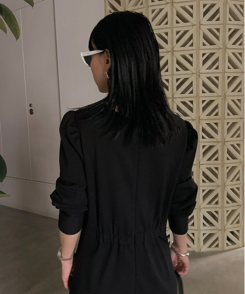 Ameri（アメリ）の「PENTAGON NECK FOLD HEM DRESS（ワンピース）」 - WEAR