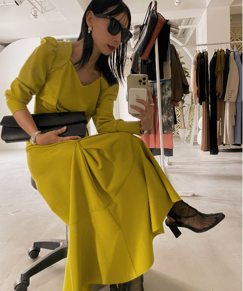 Ameri（アメリ）の「PENTAGON NECK FOLD HEM DRESS（ワンピース）」 - WEAR