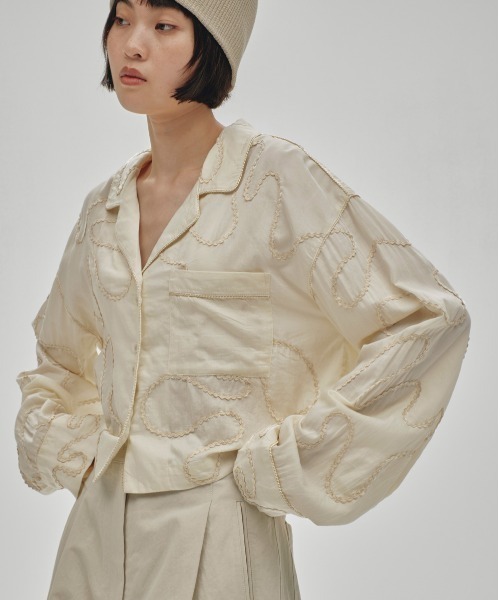 TODAYFUL（トゥデイフル）の「Embroidery Pajamas Shirts（シャツ