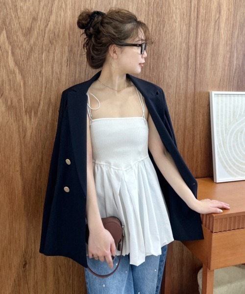 LILY BROWN（リリーブラウン）の「バルーンペプラムニットキャミソール