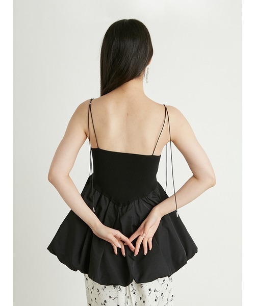 LILY BROWN（リリーブラウン）の「バルーンペプラムニットキャミソール