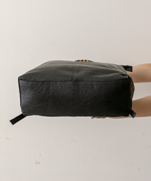 セール】《本革/A4サイズ対応》ミックス編みリュックサック（バック