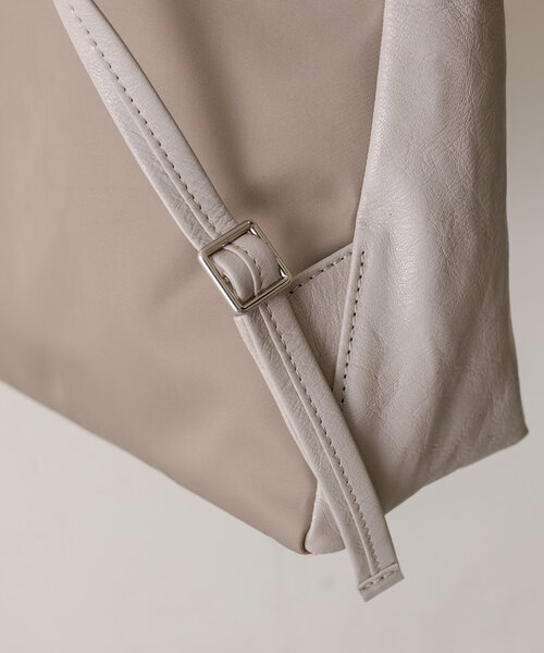 セール】《本革/A4サイズ対応》ミックス編みリュックサック（バック