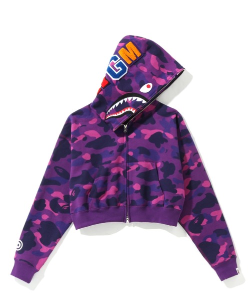 A BATHING APE（アベイシングエイプ）の「COLOR CAMO CROPPED SHARK