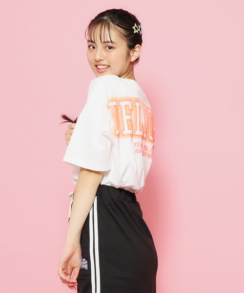 PINK-latte（ピンクラテ）の「◇【接触冷感】カレッジスプレーロゴT