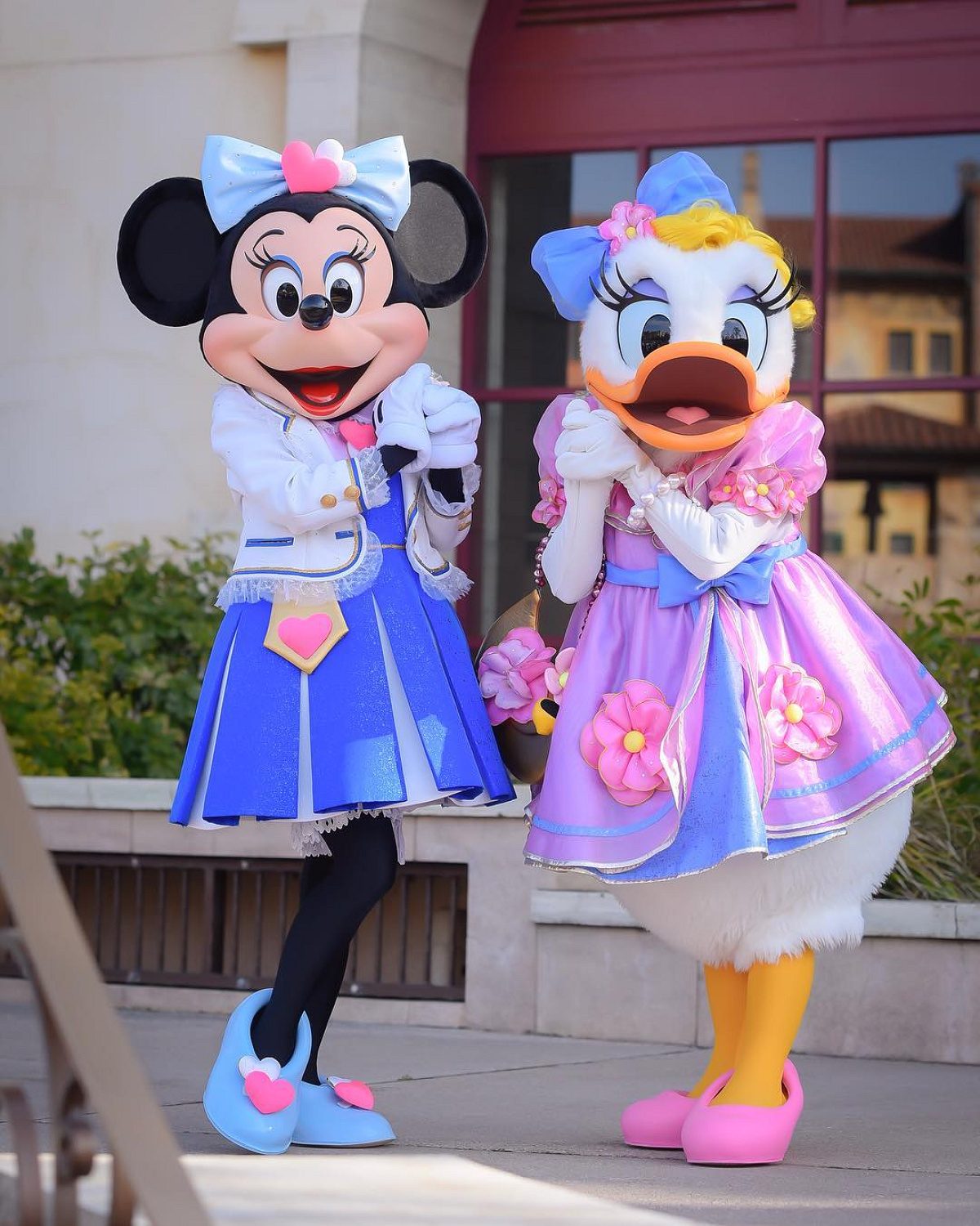 ミニーとデイジー| キャステル | CASTEL ディズニー情報