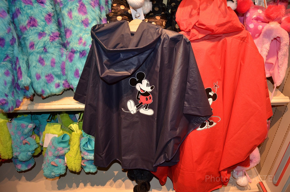 ミッキーポンチョ| キャステル | CASTEL ディズニー情報