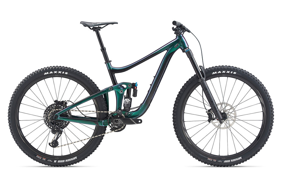 The 2020 Giant Reign rolls on 29er wheels and is rowdier than ever