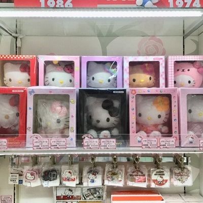 ハローキティ45周年 メモリアルドール| キャステル | CASTEL