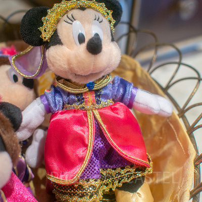 ミニーぬいぐるみバッジ| キャステル | CASTEL ディズニー情報