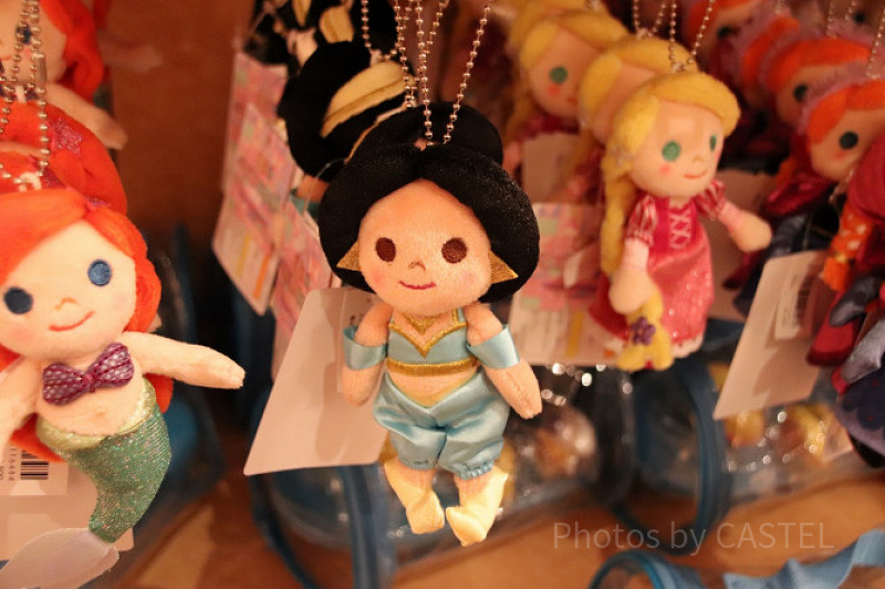 最新】ディズニー35周年「新イッツ・ア・スモールワールド」グッズ22選