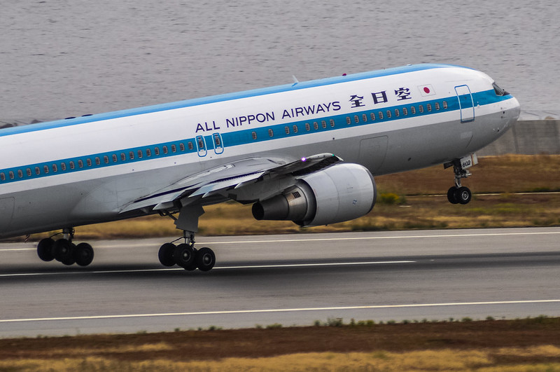 JA602A特別塗裝的before and after - 自娛自樂航空米