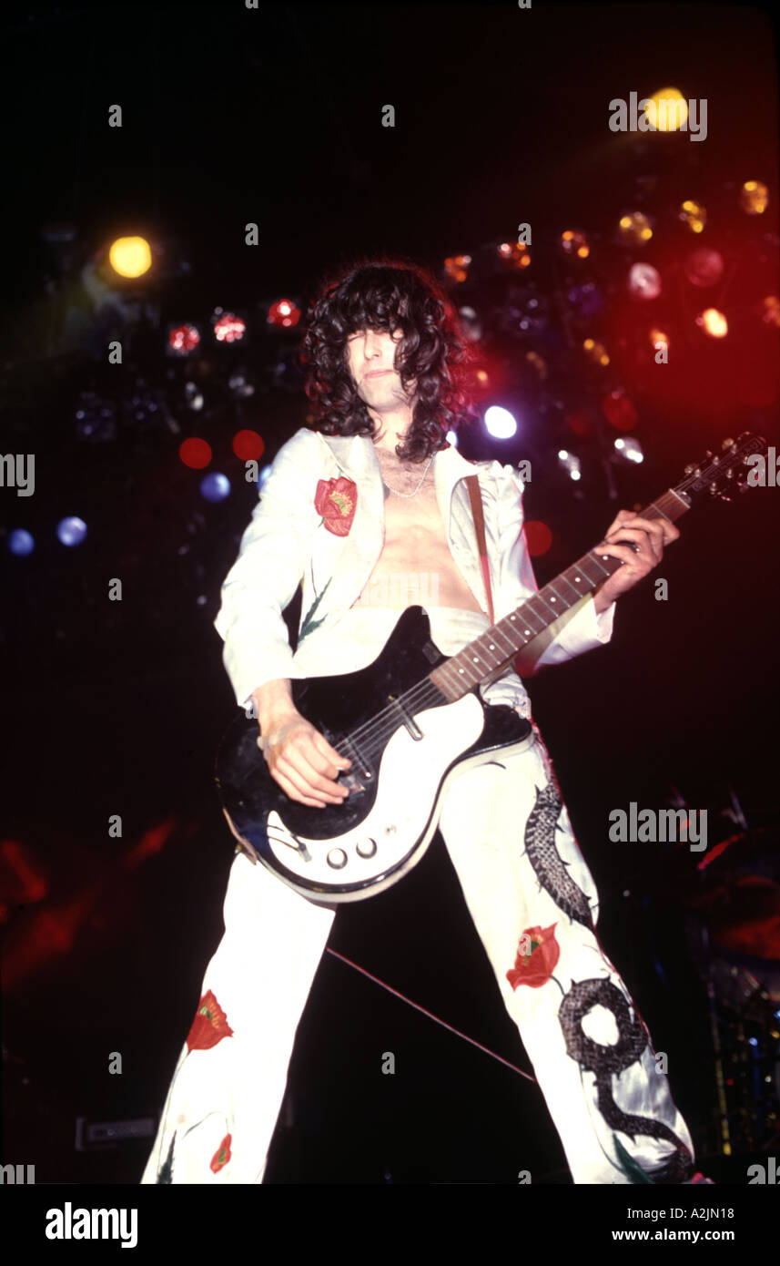 LED ZEPPELIN Jimmy Page in June 1977 Stock Photo - Alamy