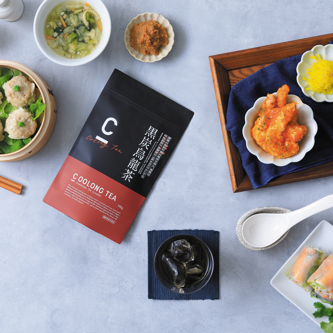 Cシリーズでついに登場！ 話題の「黒炭烏龍茶」の魅力に迫る | C COFFEE