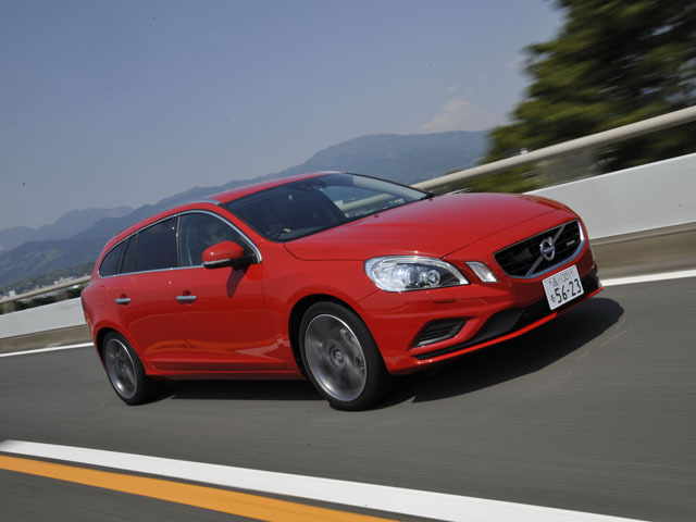 ボルボ V60 T6 AWD Rデザイン 4WD(11年06月-12年07月) / VOLVOの車