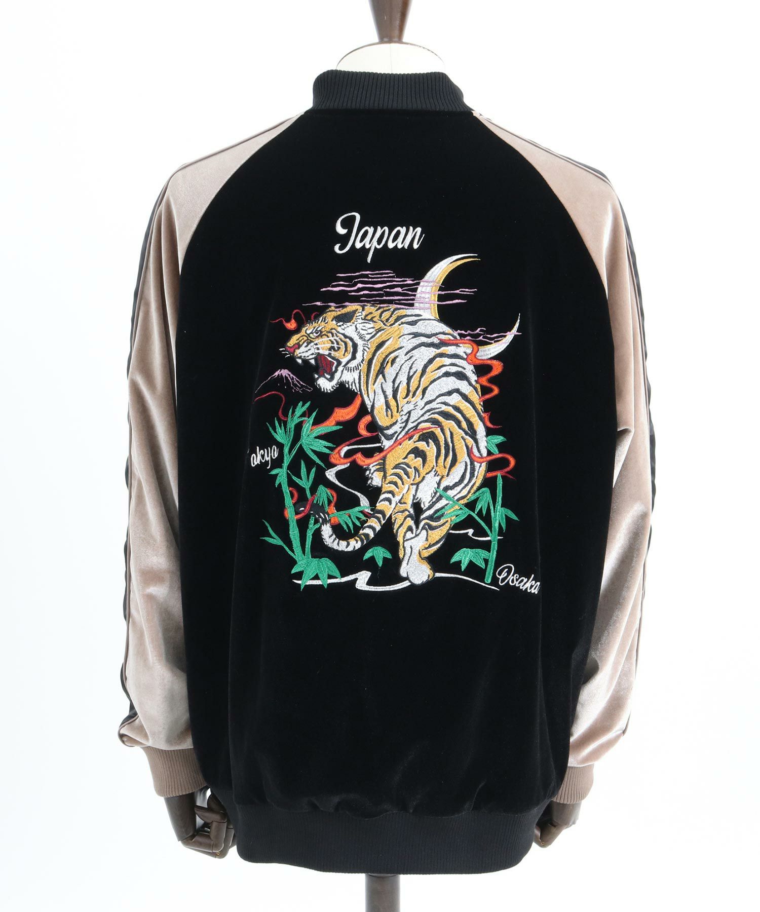 000000076129-31-l.jpg?t=