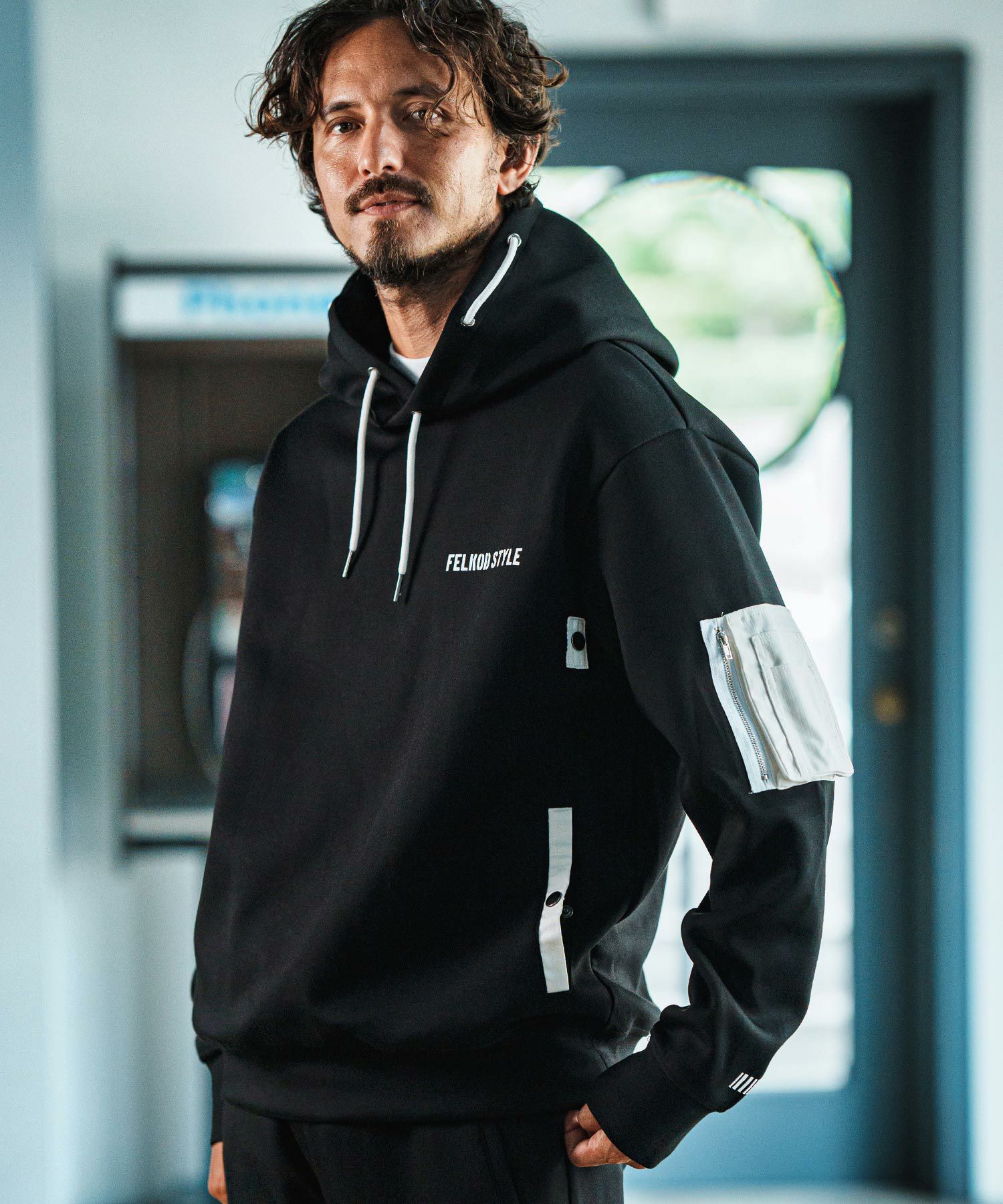 30%OFF【felkod(フィルコッド)】Military Like Cardboard Knit Parka