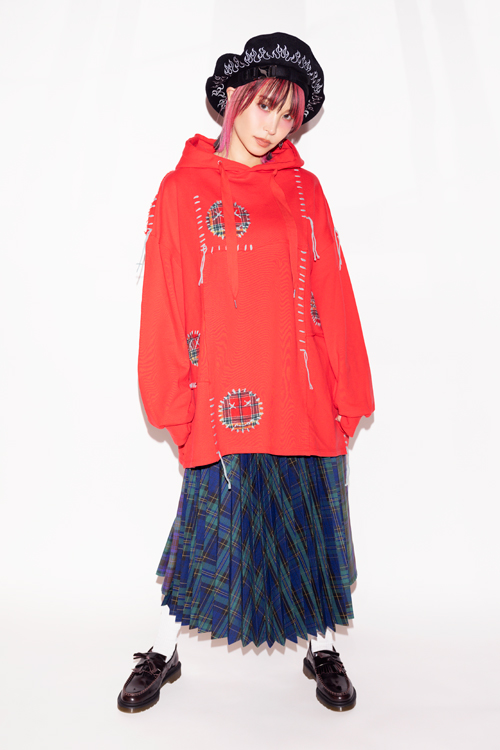 LiSA×Candy Stripperコラボレーションアイテムのリリース決定