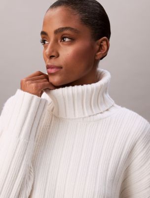Wide Rib Relaxed Turtleneck Sweater | Calvin Klein