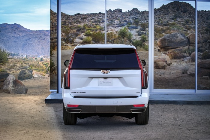 キャデラック 新型 エスカレード 限定30台 特別限定車「ESCALADE WHITE