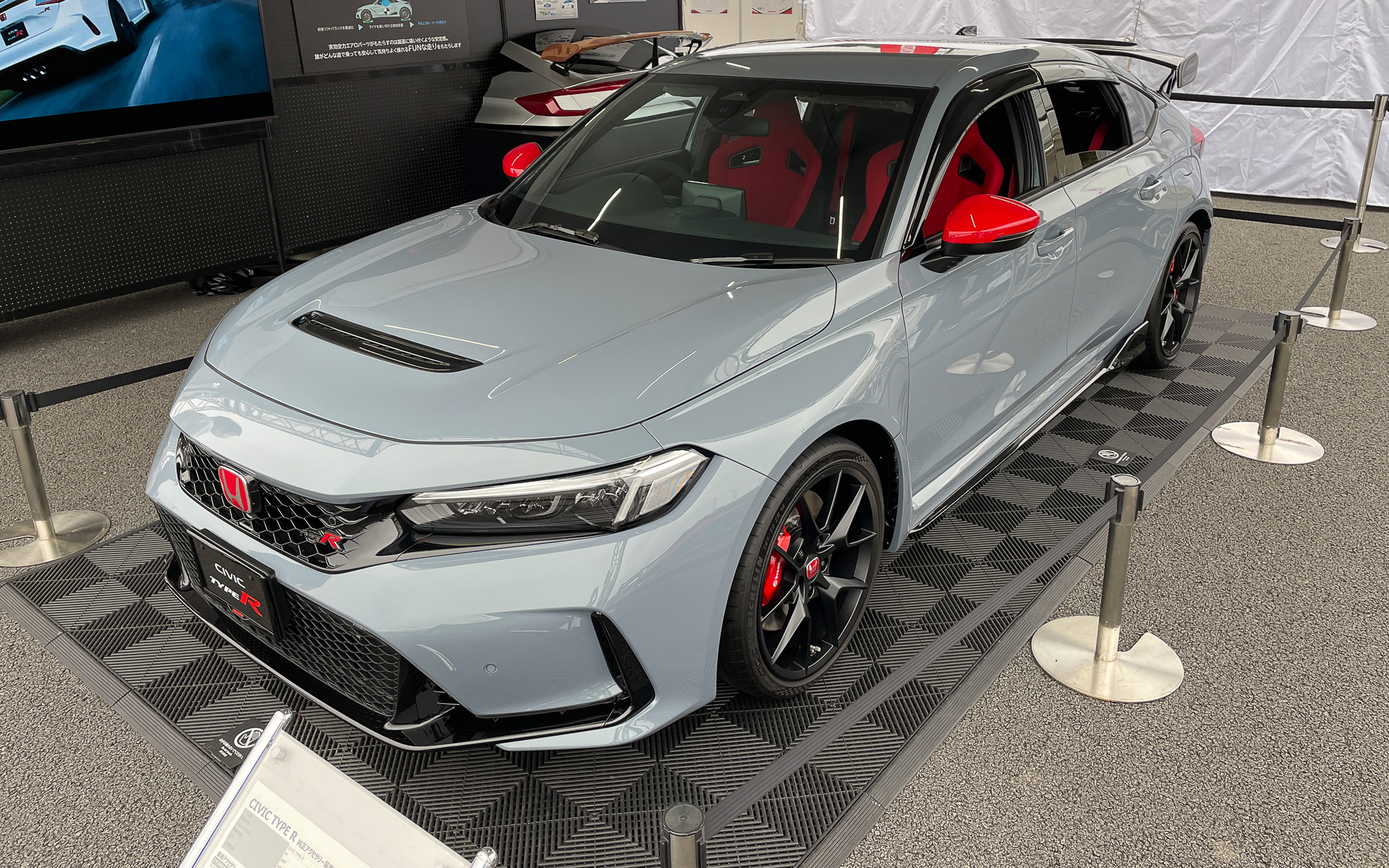 ホンダアクセス、新型「シビック TYPE R」用純正アクセサリー装着車を