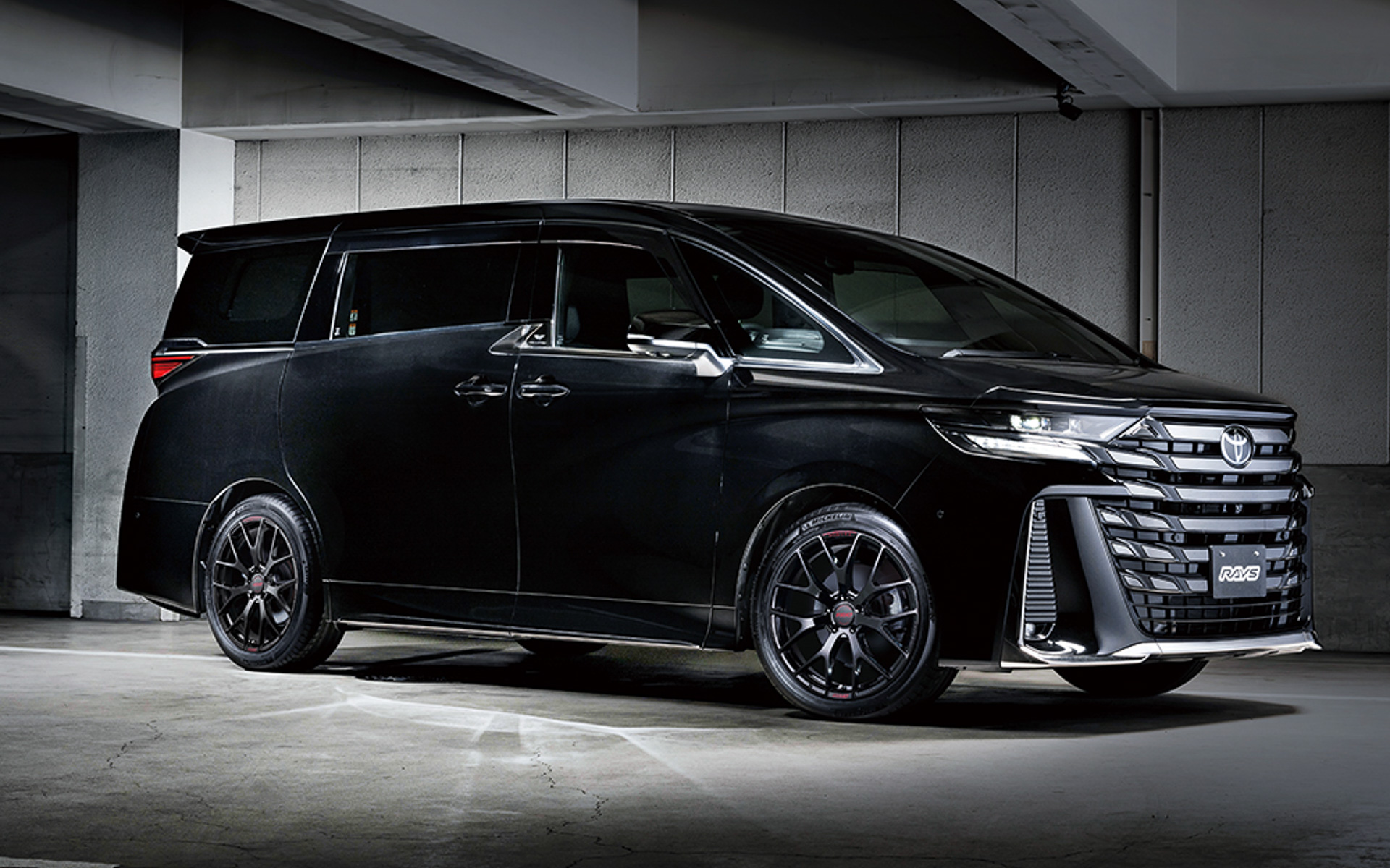 レイズ、ホムラブランド新製品「2x7FT SPEC-M」 新造形フラット