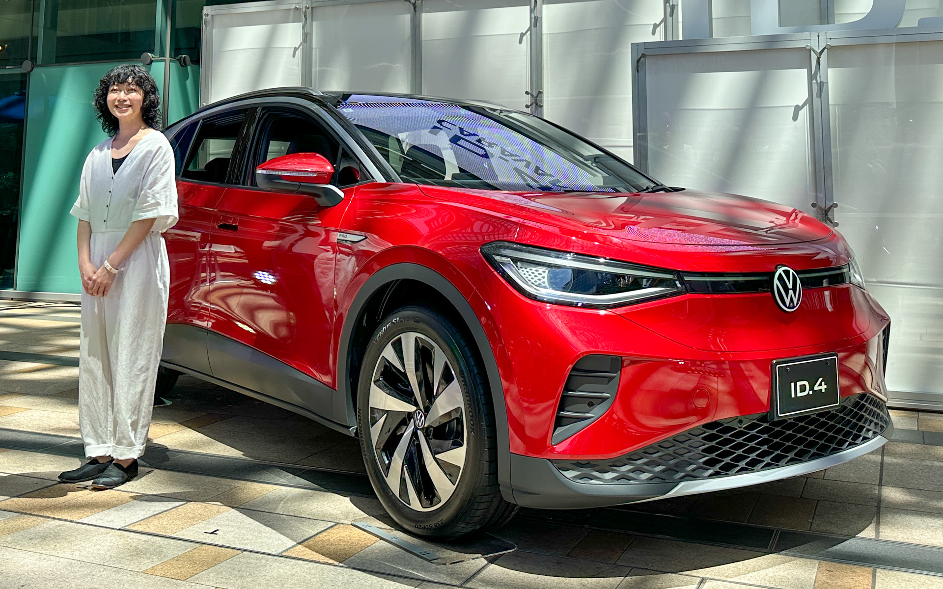 フォルクスワーゲン、新型EV「ID.4」全国キャラバンスタート ELTの持田