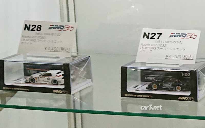 東京オートサロン2025限定のイノモデル（INNO64、ガリバーブース