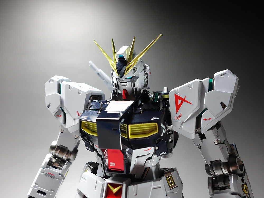 チタニウムフィニッシュテイスト全塗装【プレシャス完成品】 バンダイ