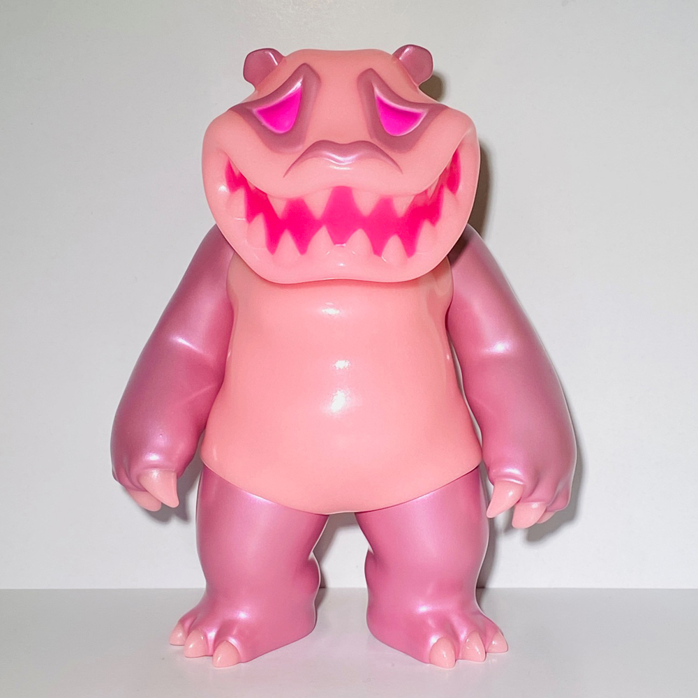 MAD PANDAソフビフィギュア【限定Pink GID x Metallic Pink】 | MAD