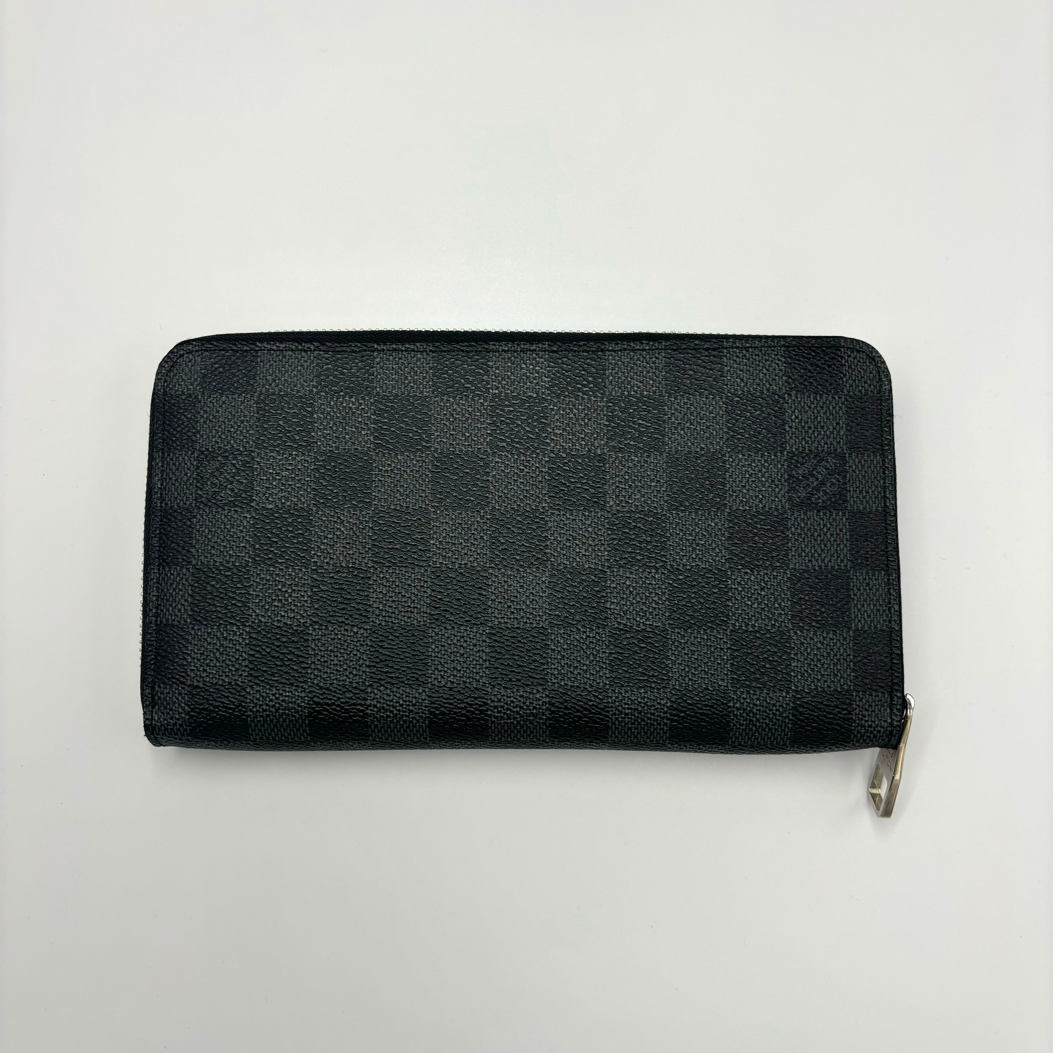 LOUIS VUITTON ジッピー・オーガナイザー(ダミエ・グラフィット)