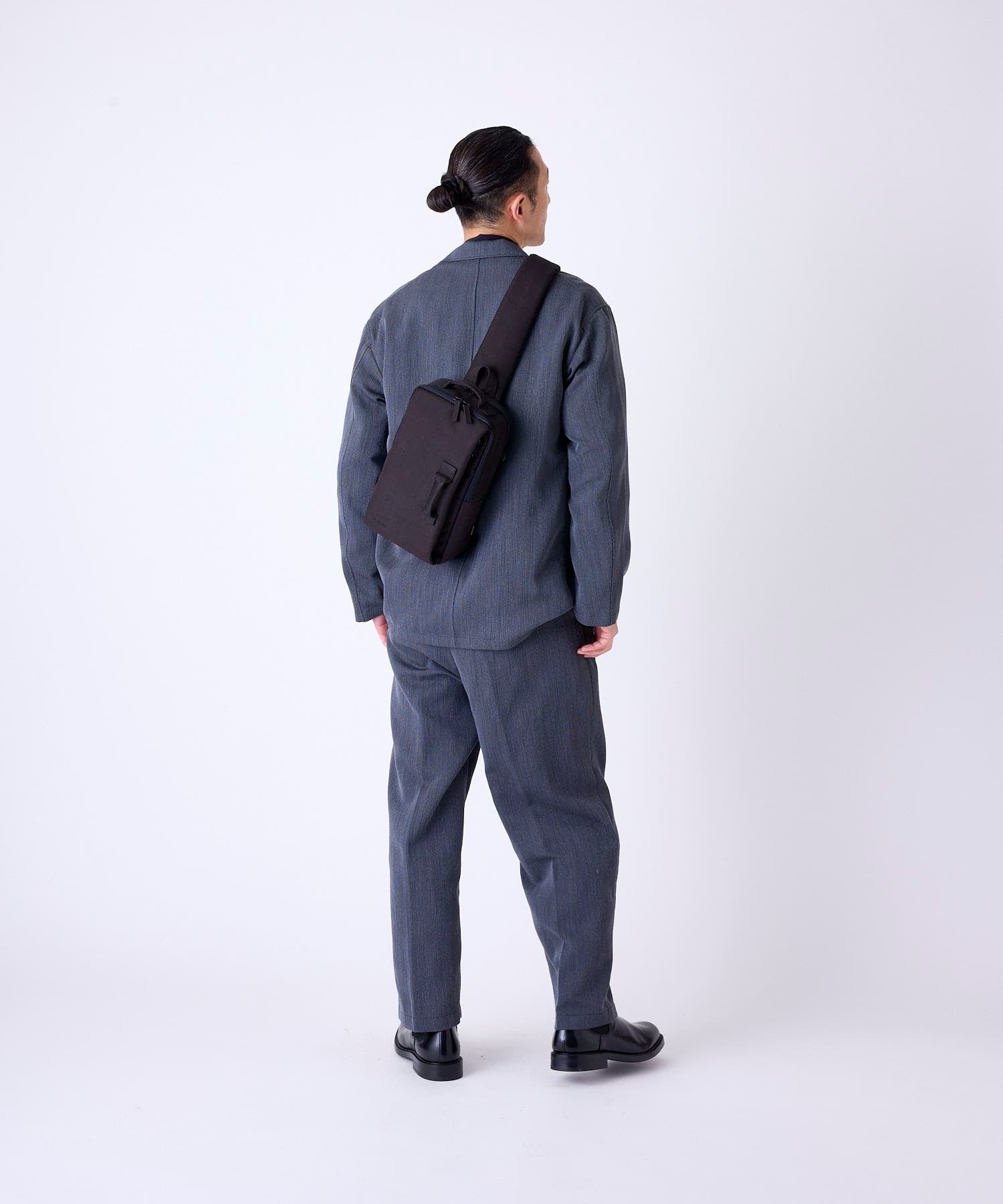 ESSENCE / sling | クロスボディ | CARROT ONLINE 【公式】