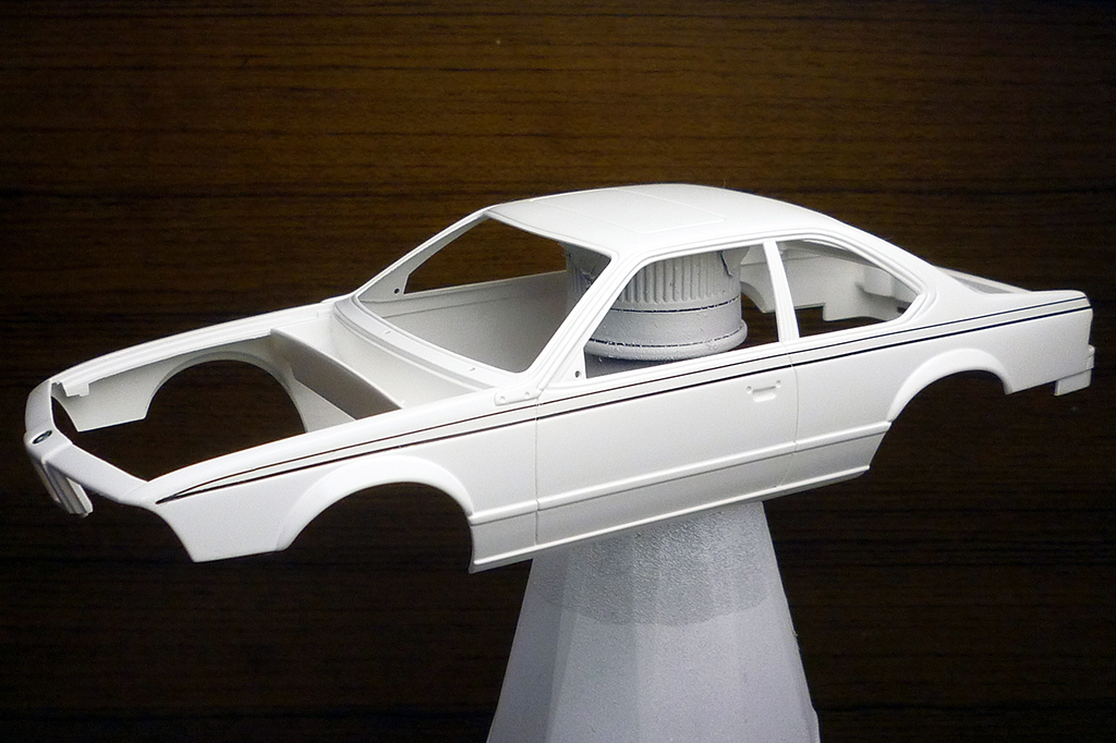 世界一美しいクーペ」をじっくりと組み上げる喜び！フジミ製プラモ