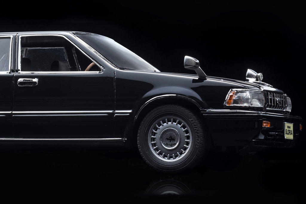 6ライトの気品あるスタイルが魅力的！フジミ製プラモ「Y31グロリア」を