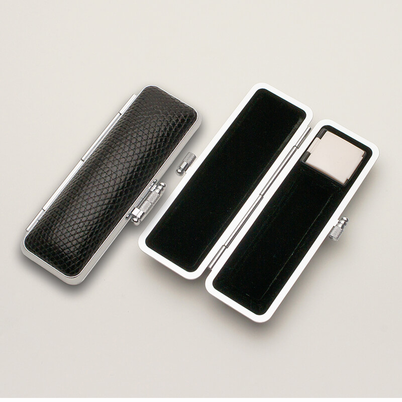 印鑑ケース リザードケース（黒） 16.5-18.0mm｜印鑑ケース.com