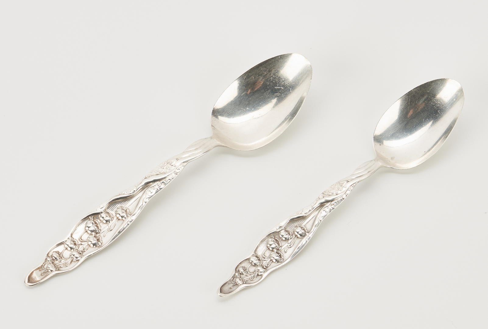Lot 296: 50 Pcs. Whiting Lily of the Valley Sterling Flatware