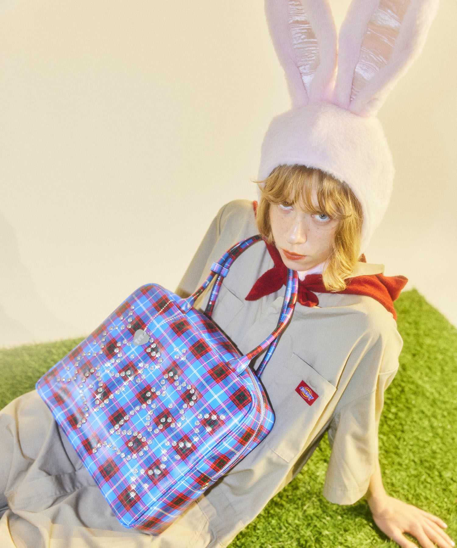 HEY! Mrs ROSE(ヘイ！ミセスローズ)Rhinestone Boston | CASSELINI