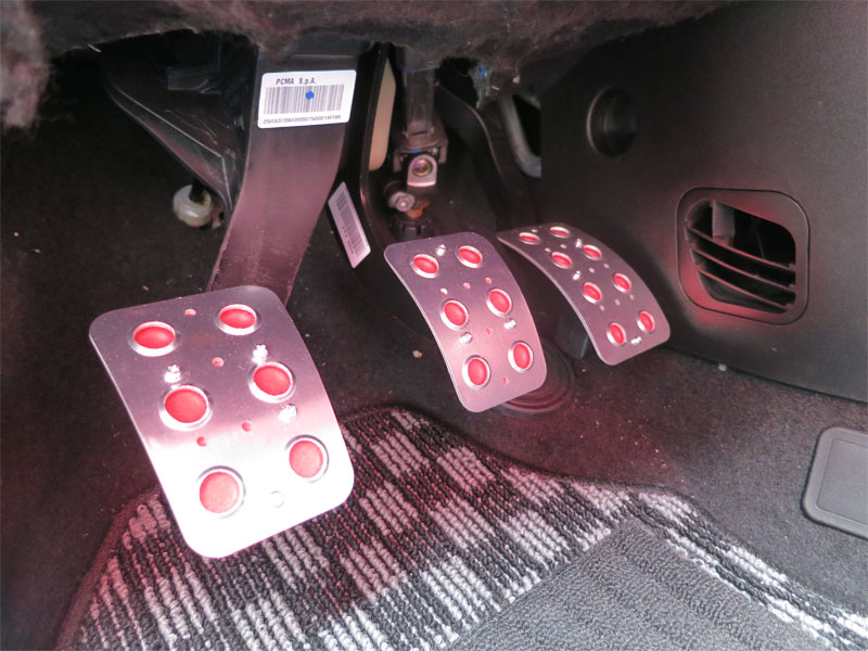 TEZZO ノンスリップアルミペダル フィアット アルファロメオ他 | TEZZO