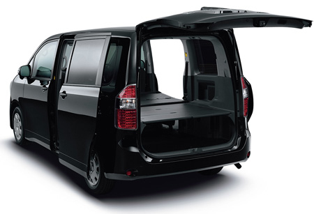 ノア（トヨタ）X Lセレクション（2007年6月）｜カタログから中古車を