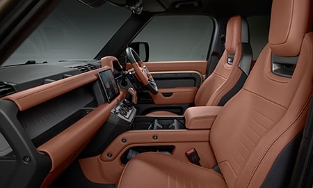 ディフェンダー（ランドローバー）オクタ（2024年3月）｜カタログから