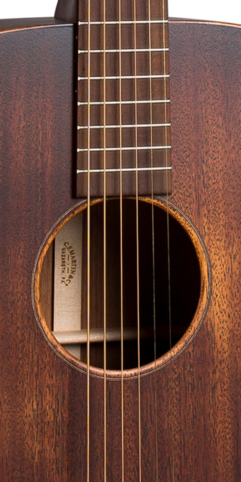 Martin 000-15M Street Master Mahogany マイク搭載！ 【 アンプに