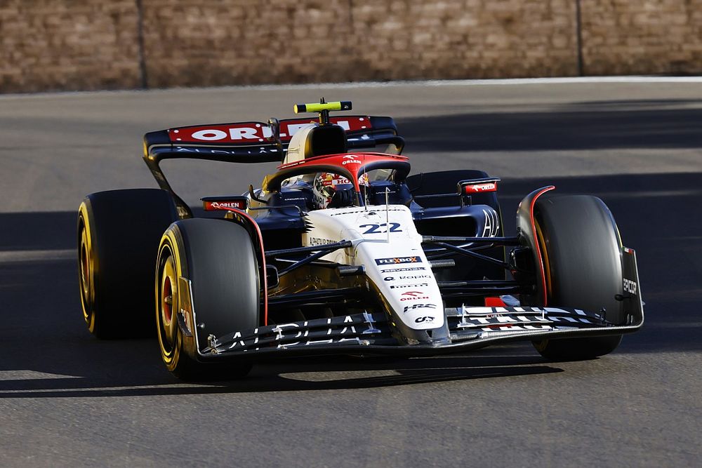 アルファタウリに”危険な状態で22号車をコースに戻した”として5000