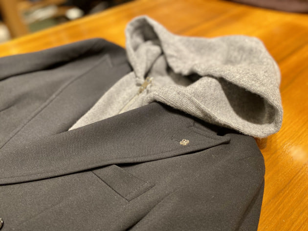 あっ！少し寒い…」そんな時＜BAFY（バフィー）＞のニットパーカで