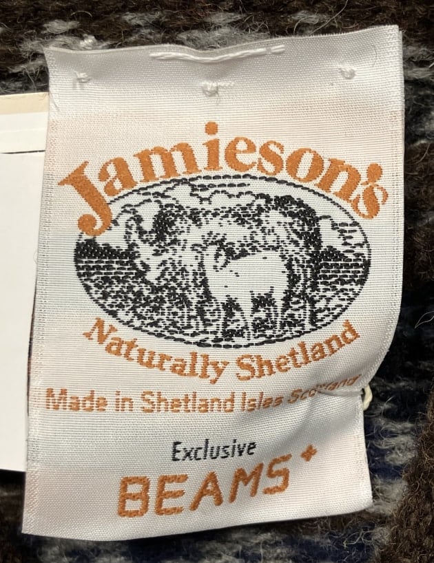 別注 JAMIESON'S 新作フーディ｜ビームス プラス 丸の内｜BEAMS