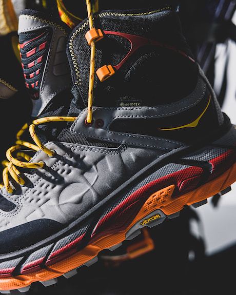 フットウエアブランド〈HOKA ONE ONE〉の人気モデル『TOR ULTRA