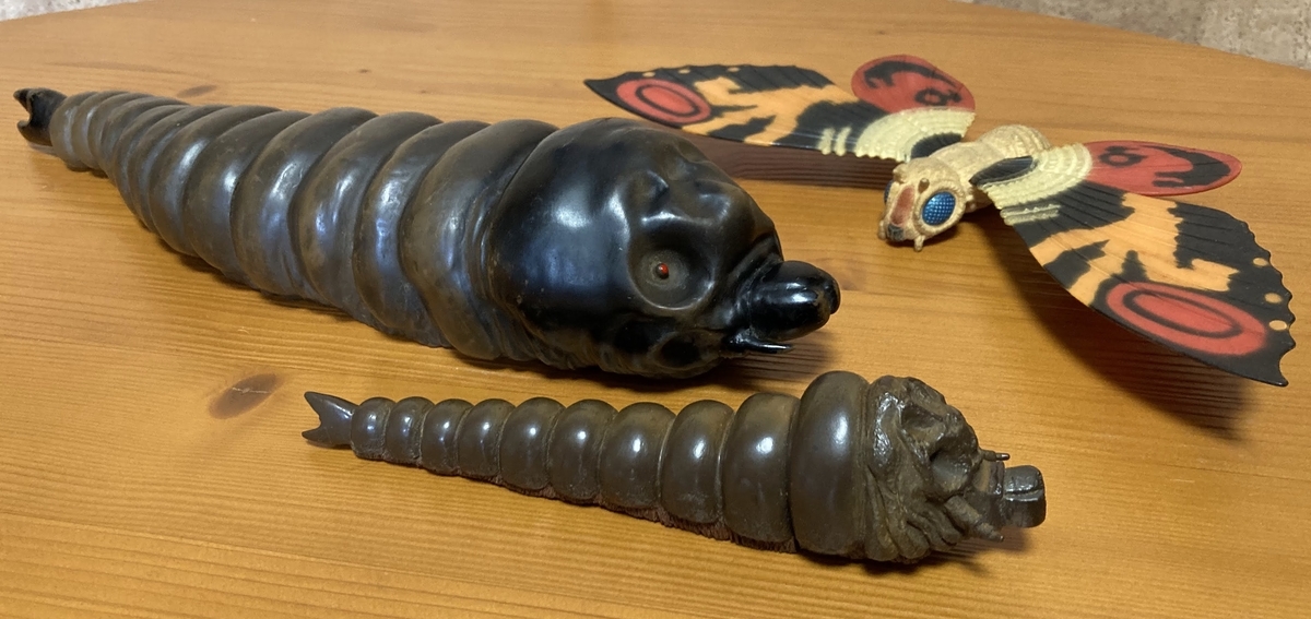 モスラ幼虫（初代） グレートモンスターシリーズ (1984) - 怪獣ソフビ