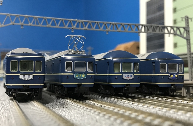 TOMIX 24系25-0形（カニ25）セット入線！ - 休日の屋根裏