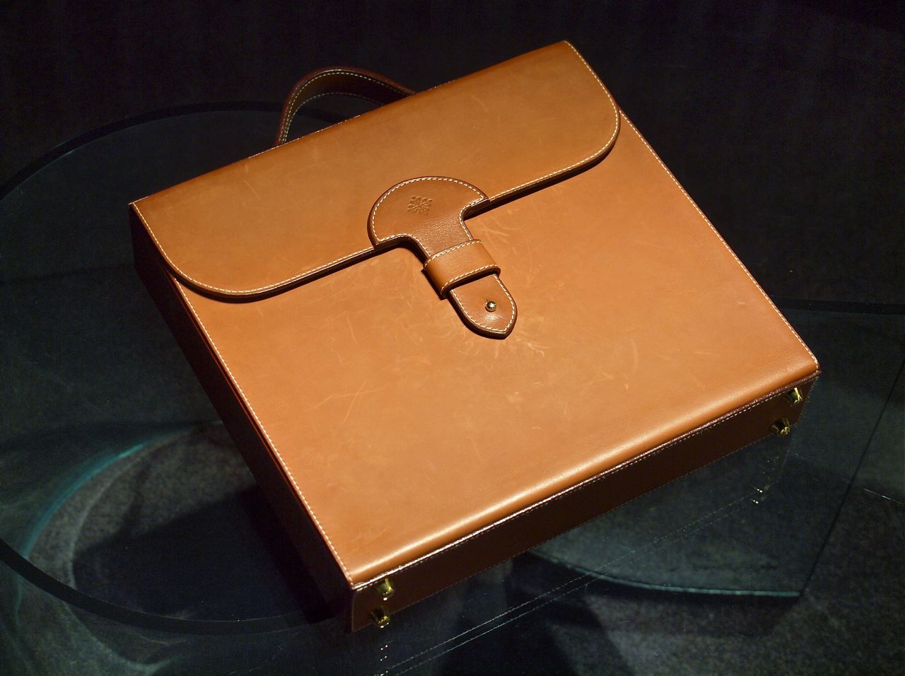 こだわりの品々：パテックフィリップ ノベルティ」2013年11月1日