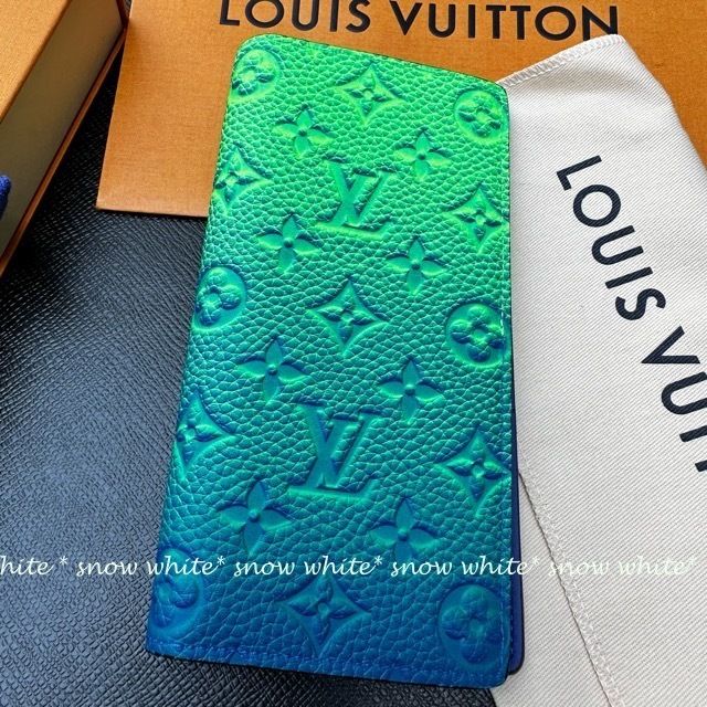 明日着 限定 ネオン色♪ LV モノグラム レザー 長財布 ブラザ (Louis