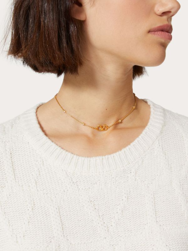 Valentino Garavani Vロゴ シグネチャー クリスタル ネックレス